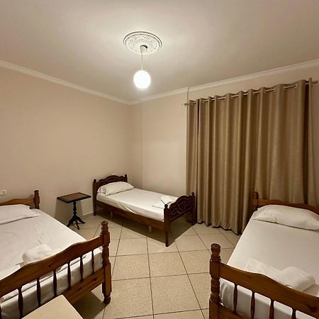 Rias Seaside Apartments Vlorë Exterior foto