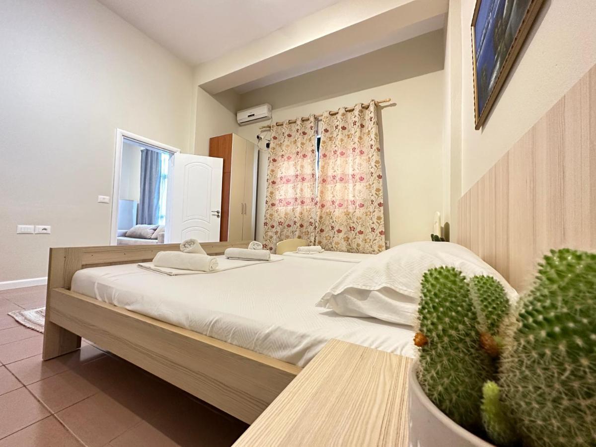 Rias Seaside Apartments Vlorë Exterior foto
