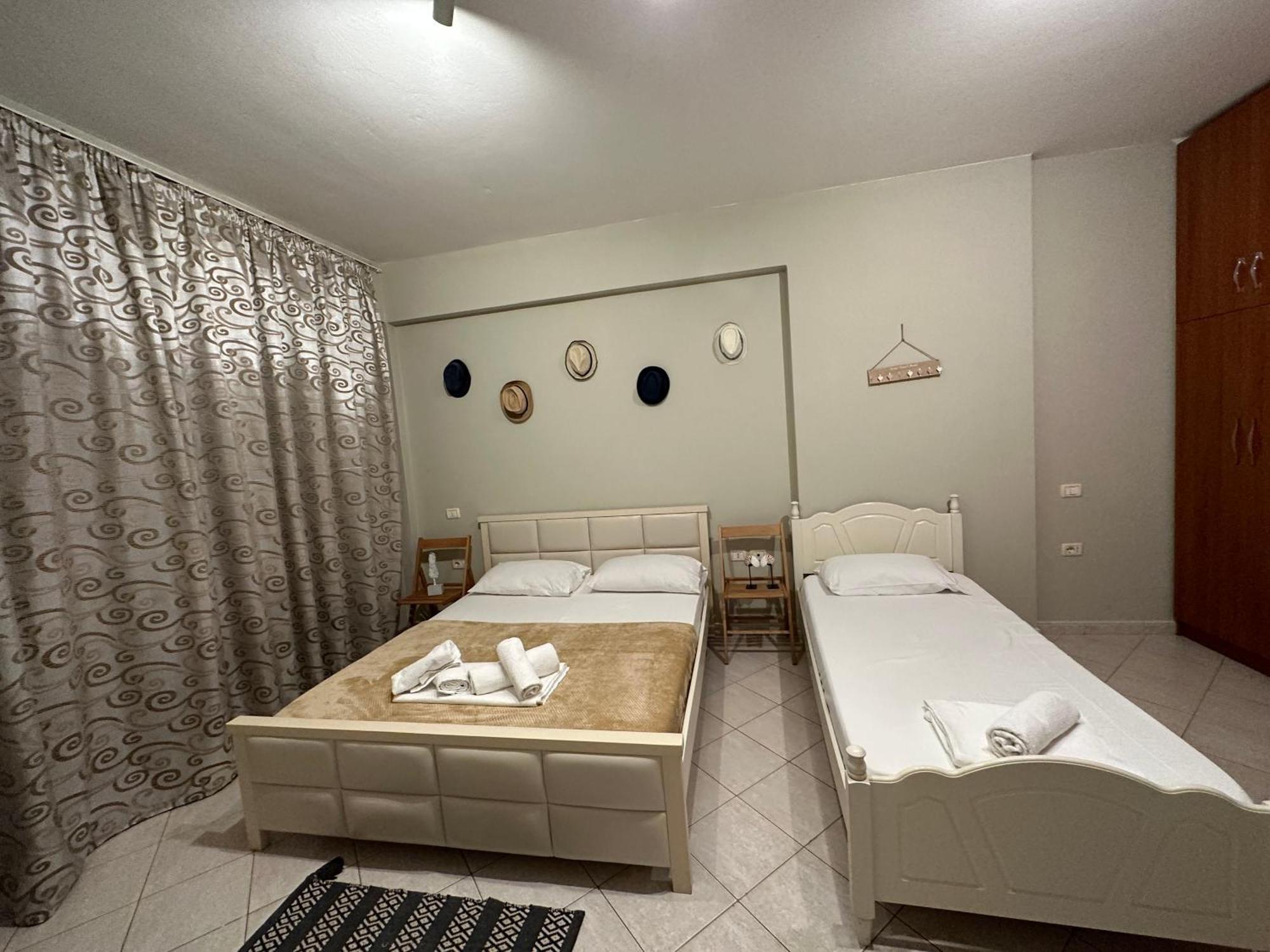 Rias Seaside Apartments Vlorë Exterior foto