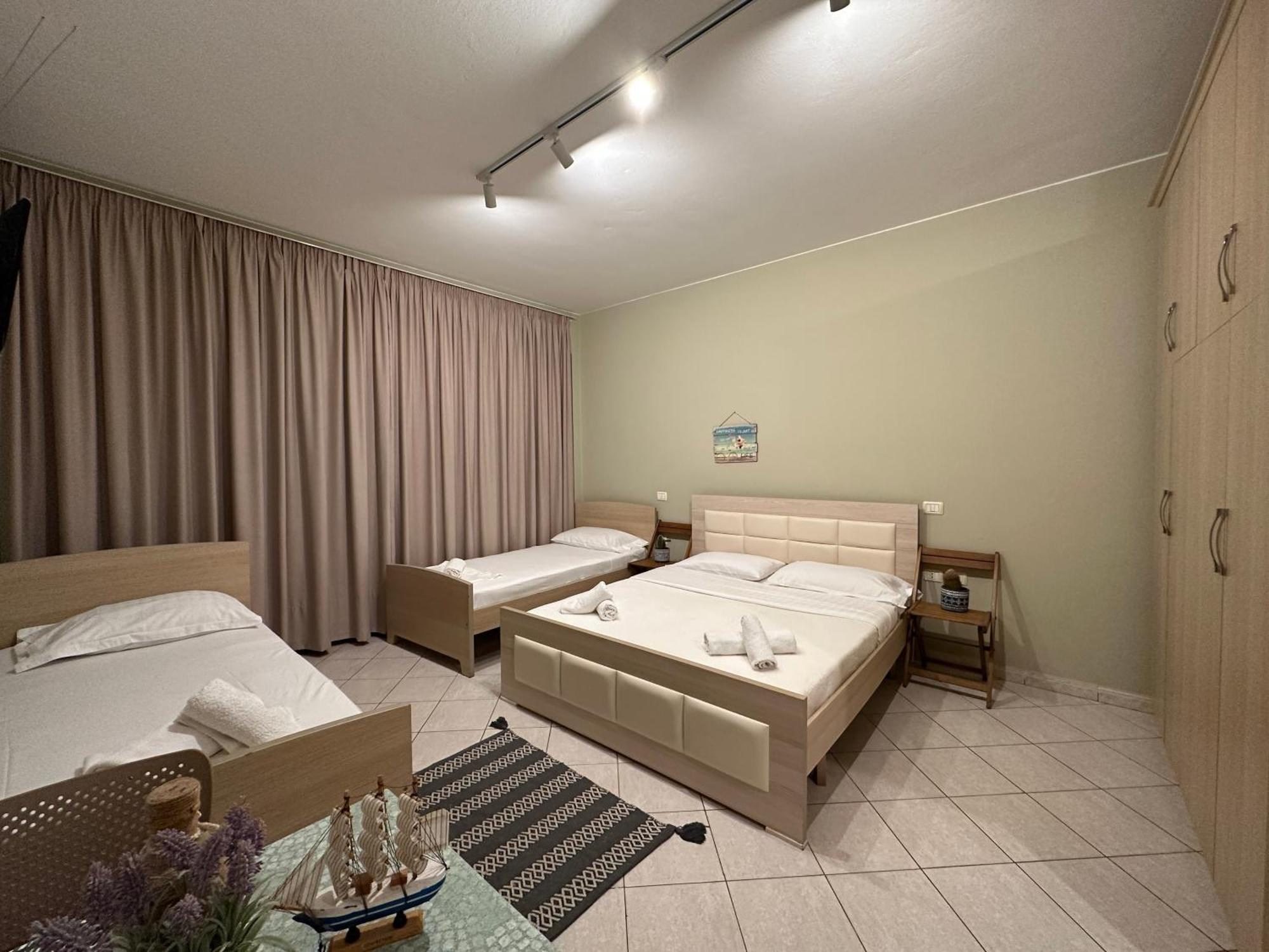 Rias Seaside Apartments Vlorë Exterior foto