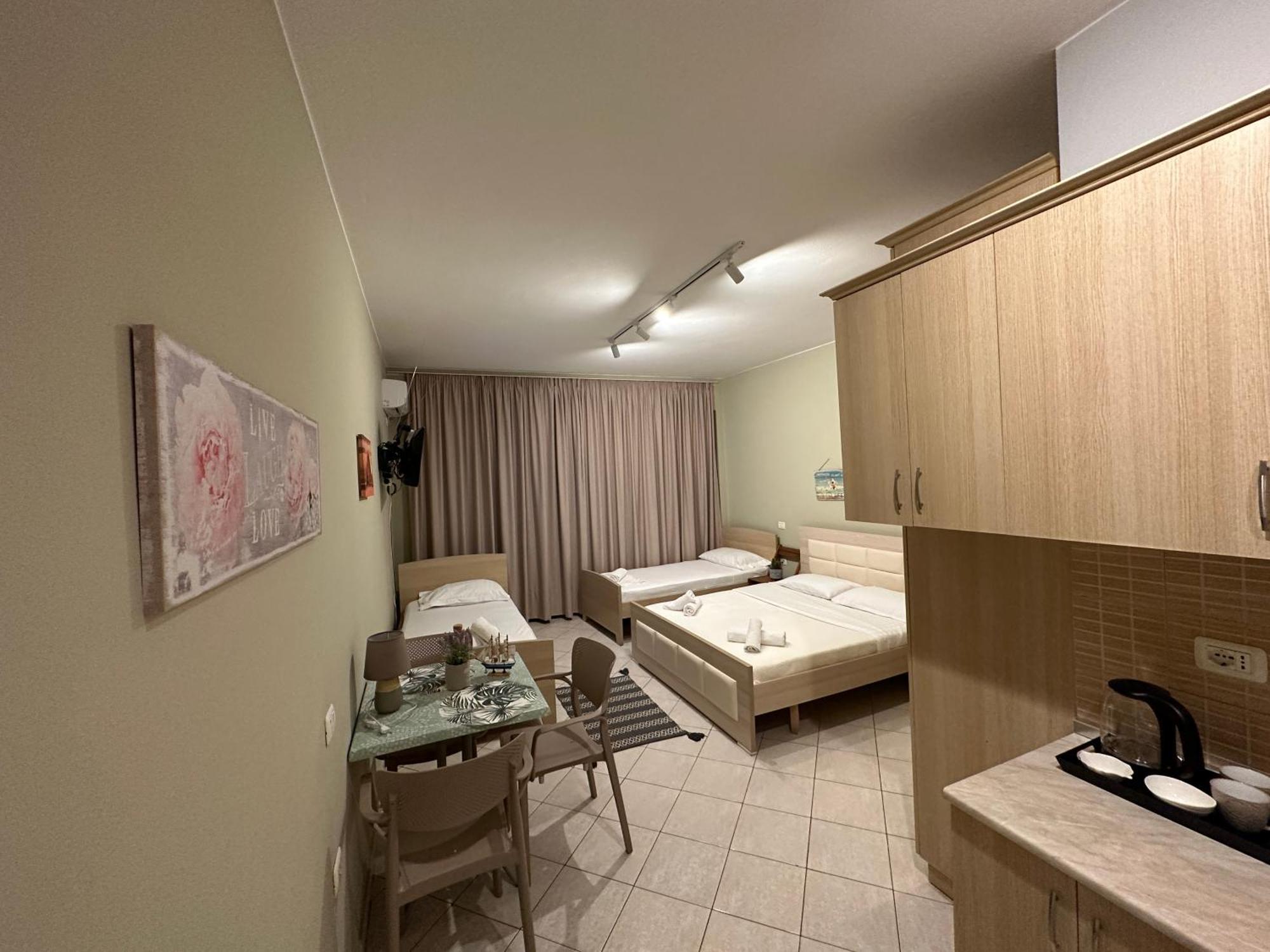 Rias Seaside Apartments Vlorë Exterior foto